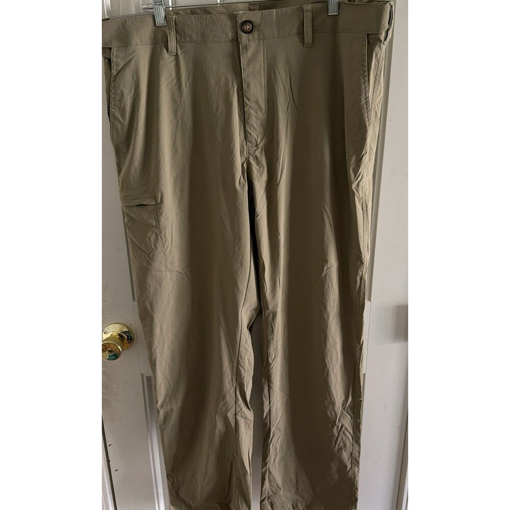 Ub Tech Men's Classic Fit Chino Pants Khaki Size 40X32